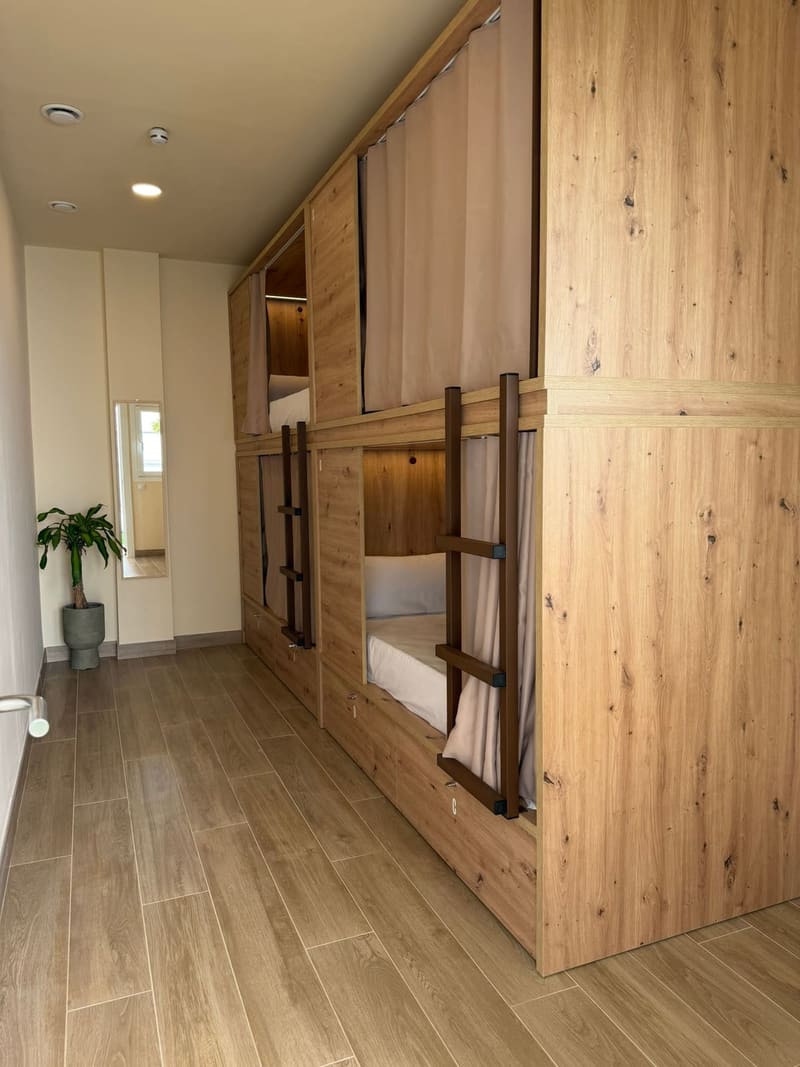 Female Dorm 4-Bed — photo 6 of 16