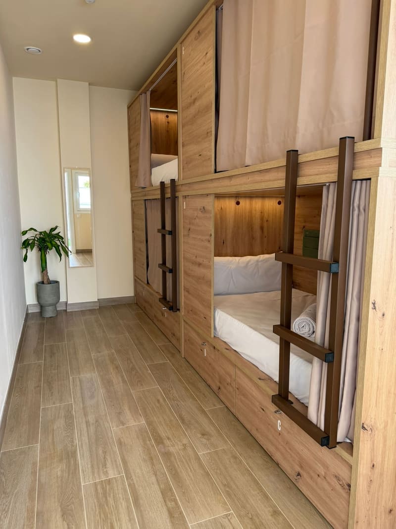 Female Dorm 4-Bed — photo 14 of 16