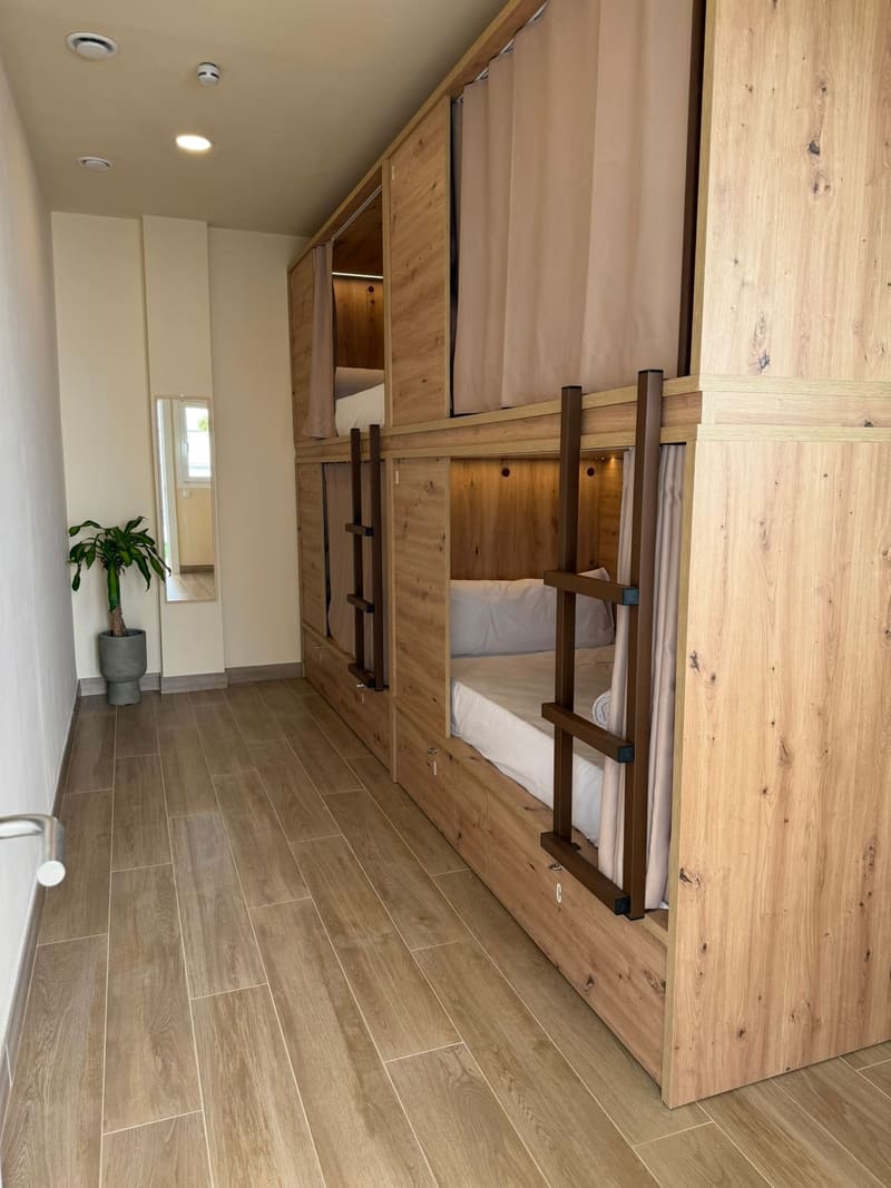 Female Dorm 4-Bed — photo 15 of 16
