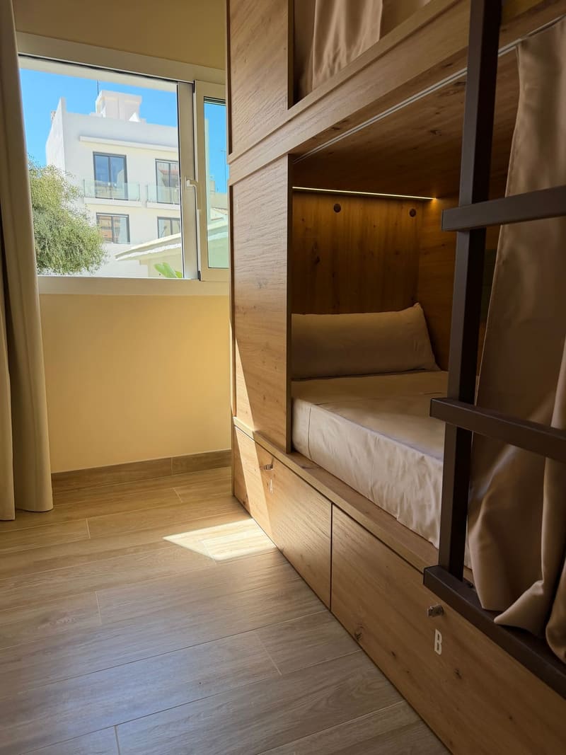 Female Dorm 6-Bed — photo 1 of 6