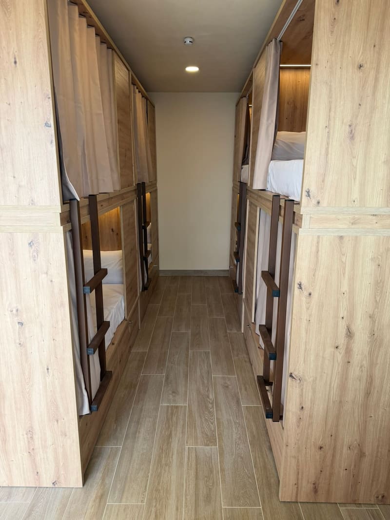 Mixed Dorm 8-Bed — photo 9 of 10